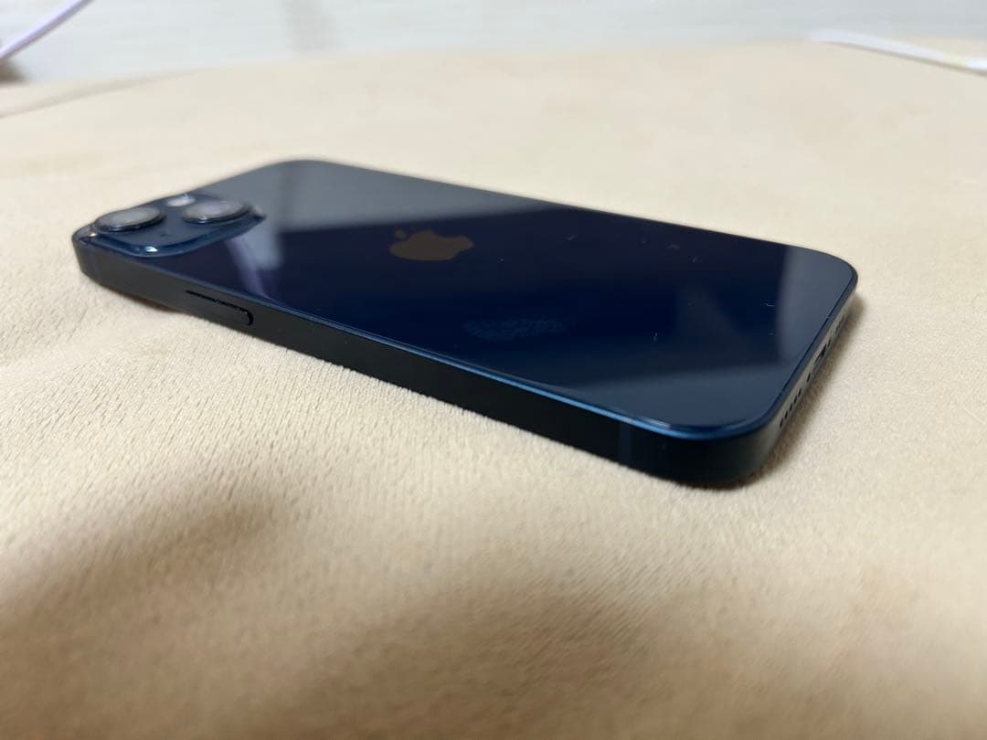 Apple iPhone 13 ミッドナイト　黒　美品　512GB