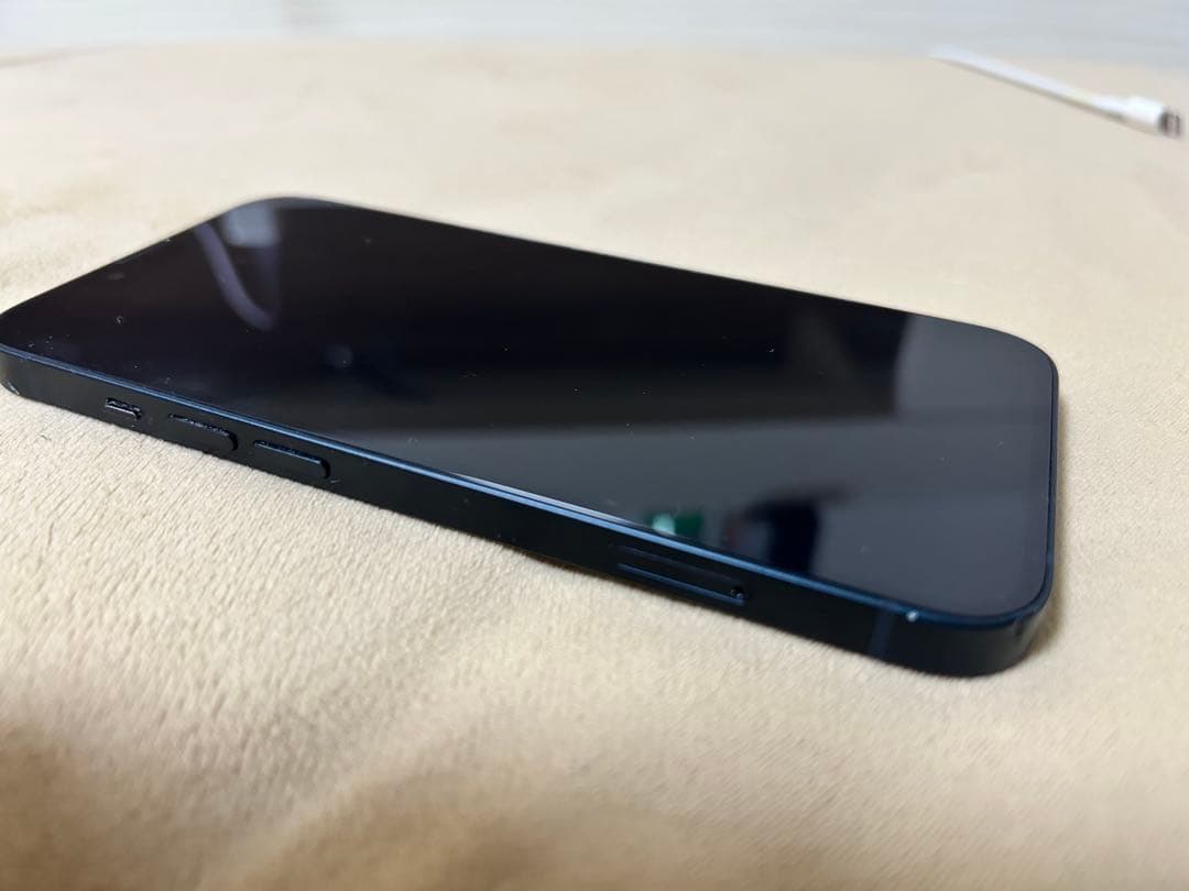 Apple iPhone 13 ミッドナイト　黒　美品　512GB