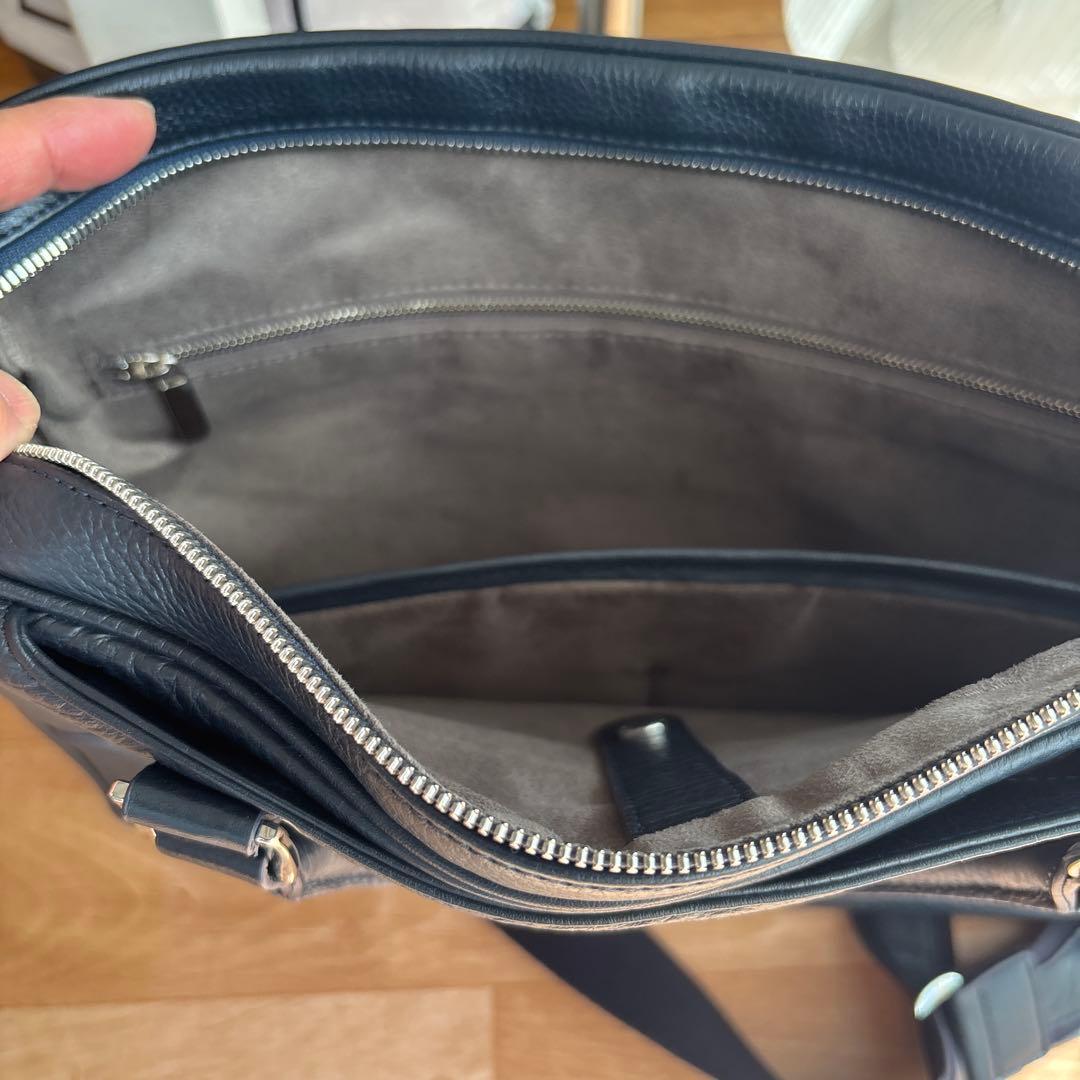 ネイビーレザー ビジネスバッグ