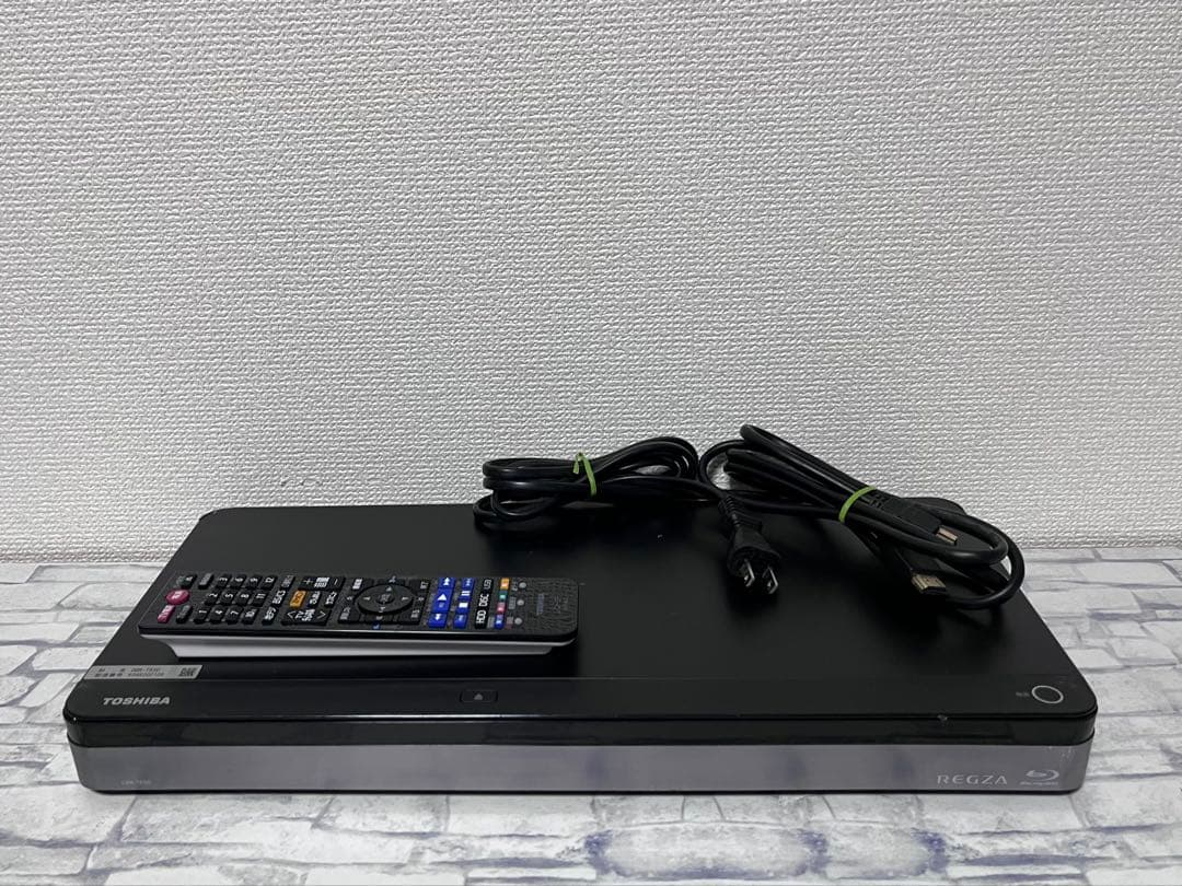 4K 1TB 3番組録画　東芝　レグザ　ブルーレイレコーダー　DBR-T650