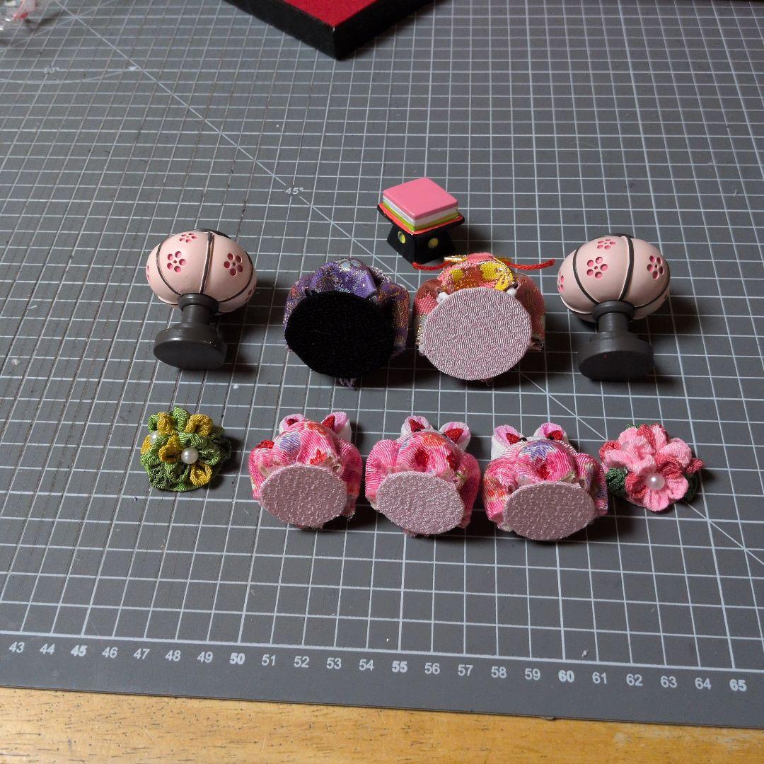 つまみ細工 吊るし飾りと雛飾りセット　 雛壇 　ピンク