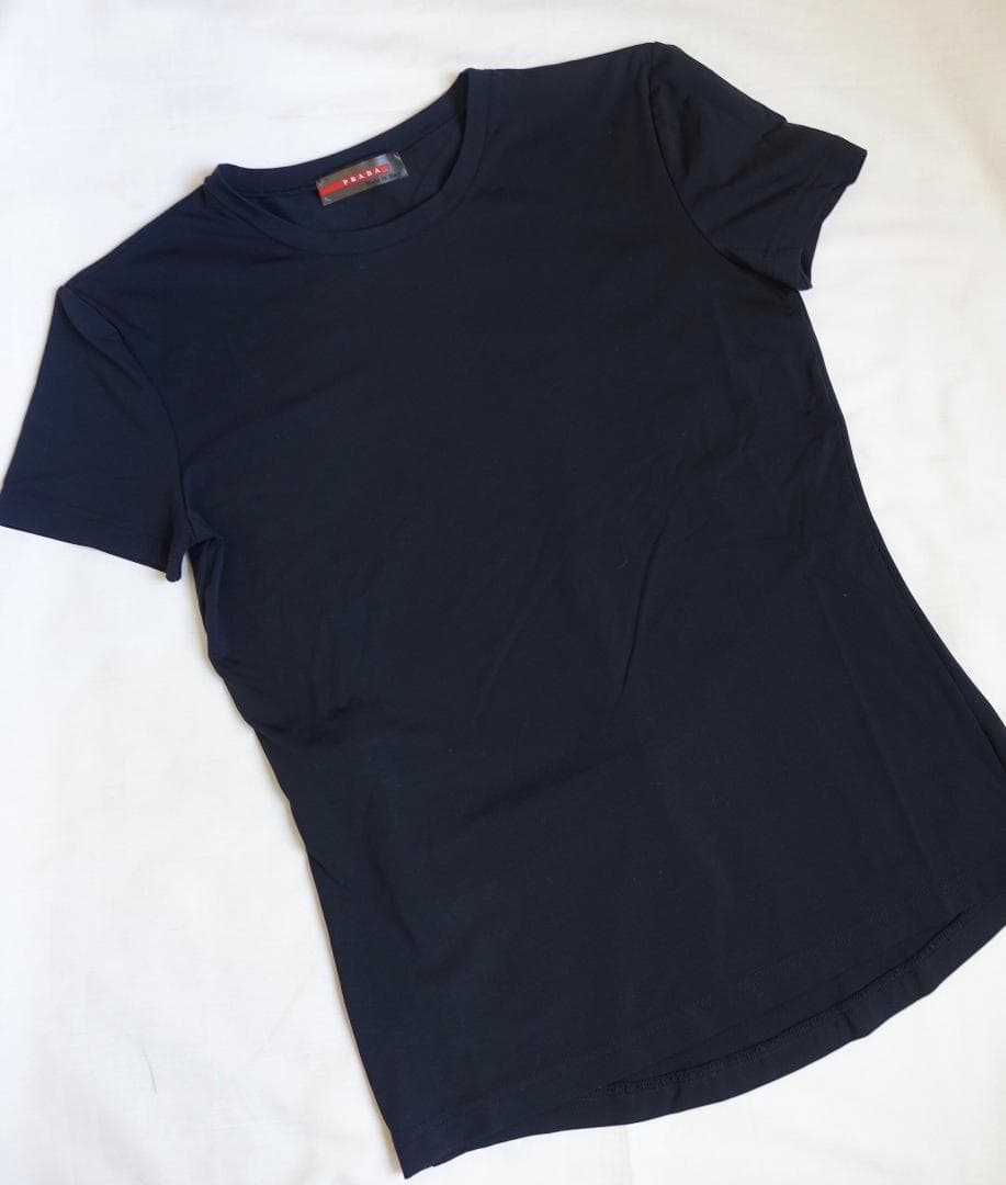 PRADA プラダ ブラック 赤タグ ラバー Tシャツ ジッパーポケット付き