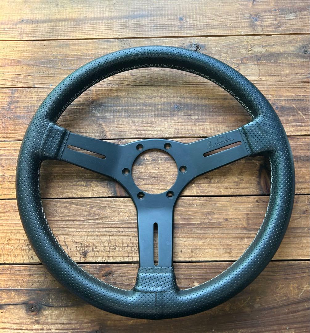 ナルディNARDIステアリングCompetitionコンペティション330