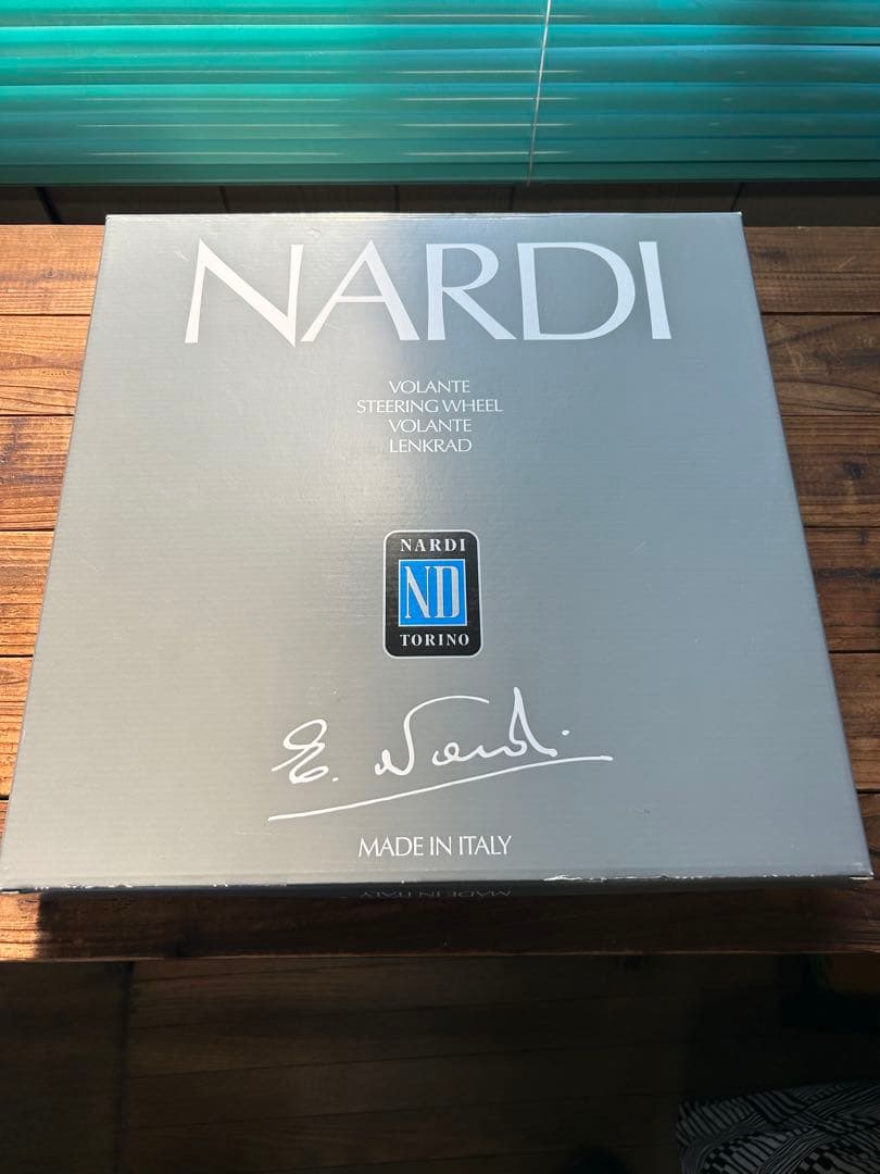 ナルディNARDIステアリングCompetitionコンペティション330