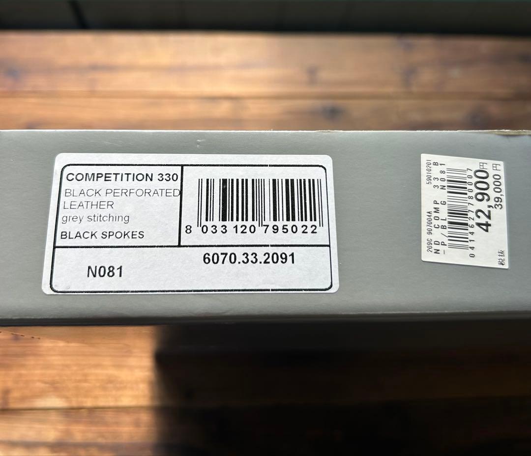 ナルディNARDIステアリングCompetitionコンペティション330