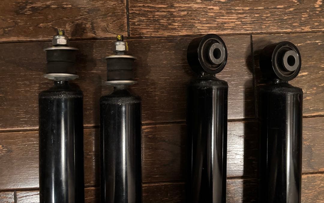 スズキ ジムニーノマド 純正ショック サスペンション