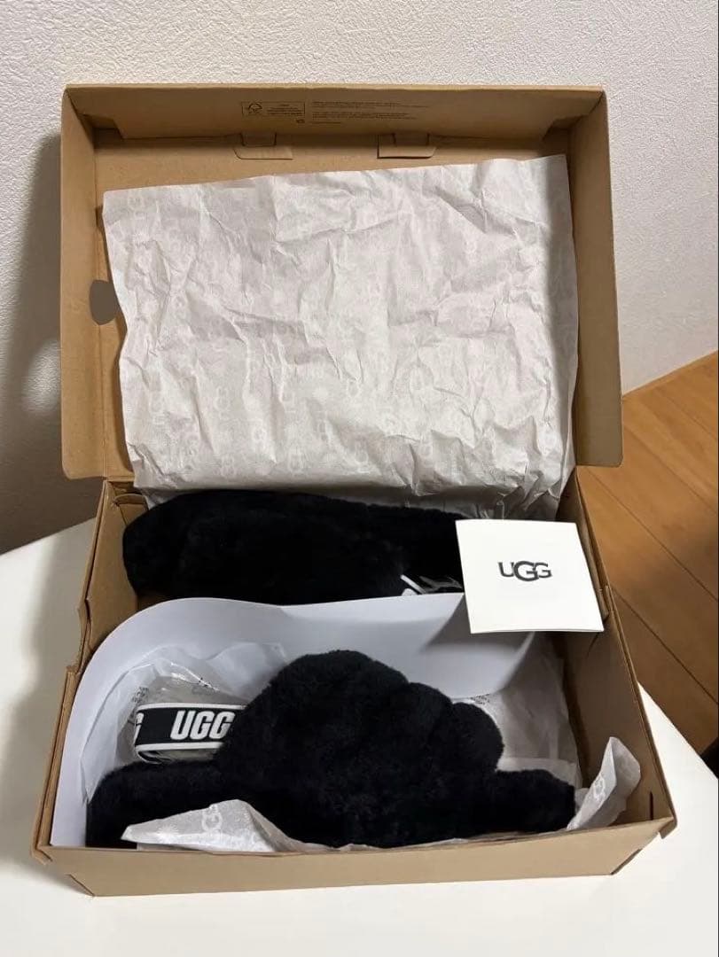 【未使用】 UGG アグ ファー サンダル 黒 25cm ラスト1点