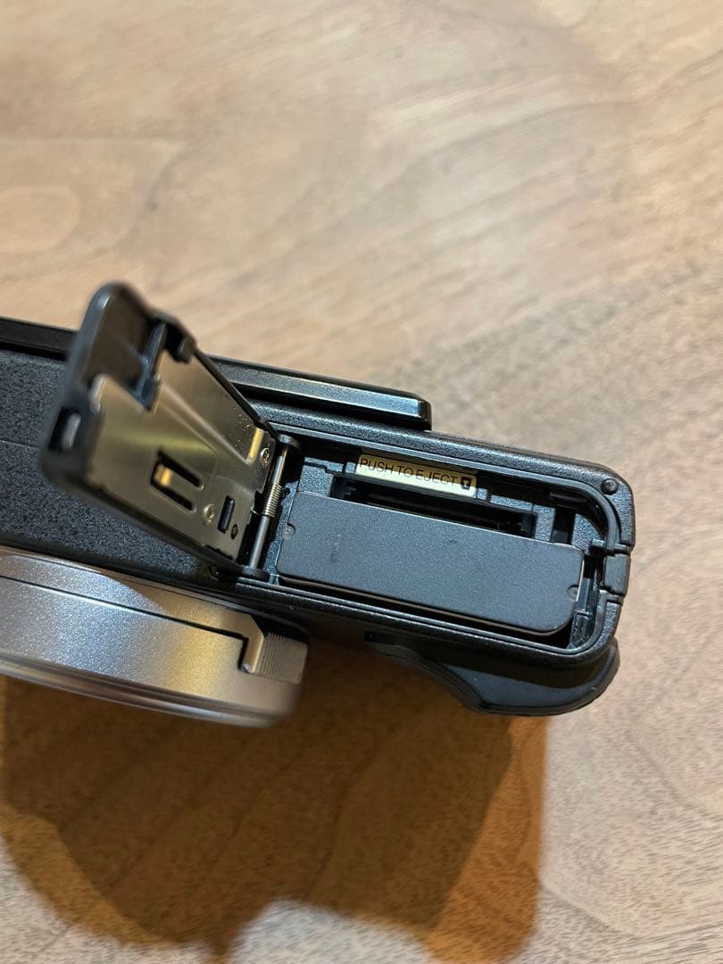 ＊FUJIFILM X70 シルバー＊