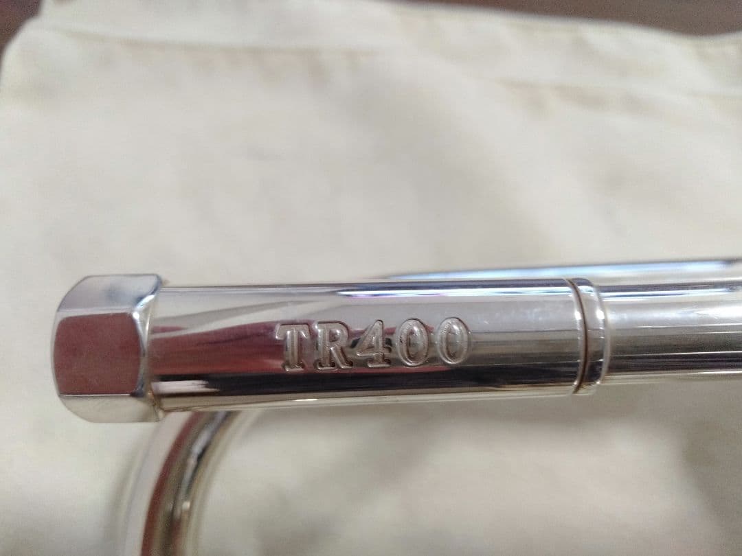 Bach トランペット 本体 付属ケース付き