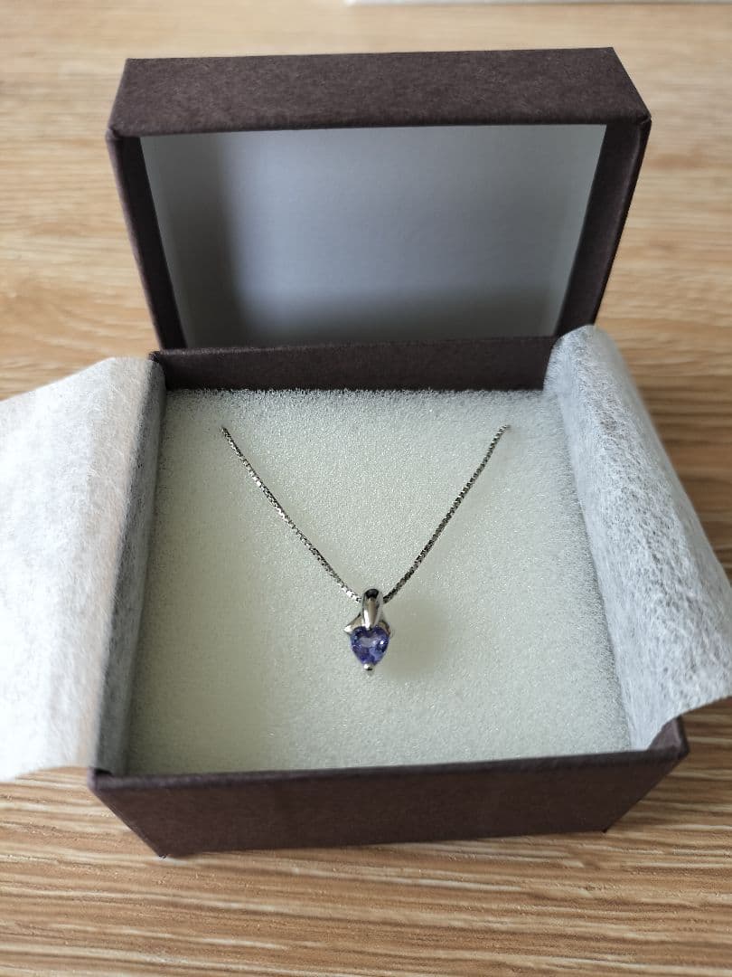 タンザナイトptネックレス