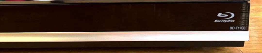 3番組同時録画 SHARPブルーレイレコーダーBD-T1700 動作良好品
