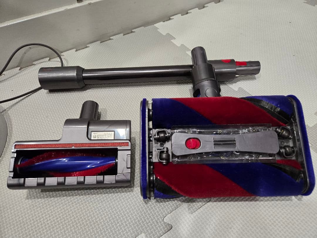 Dyson ダイソン　Omni-glide SV19