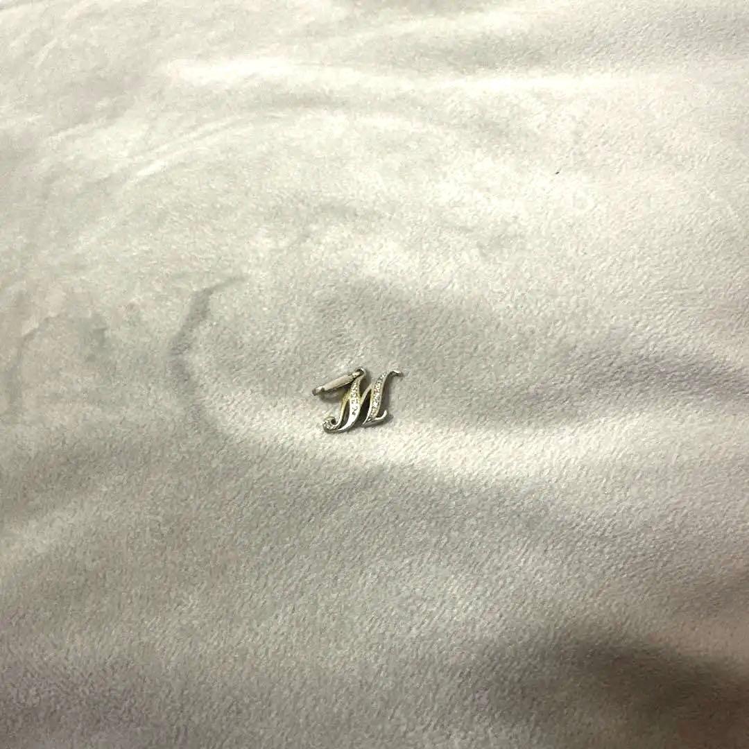 NOMBRE ゆきざき　イニシャルチャーム M K18 ダイヤ ホワイトゴールド