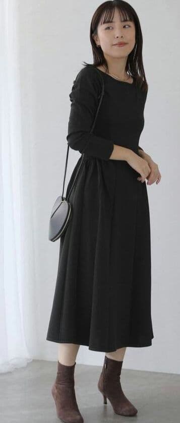 【新品】ラトータリテ フィットフレアニットワンピース