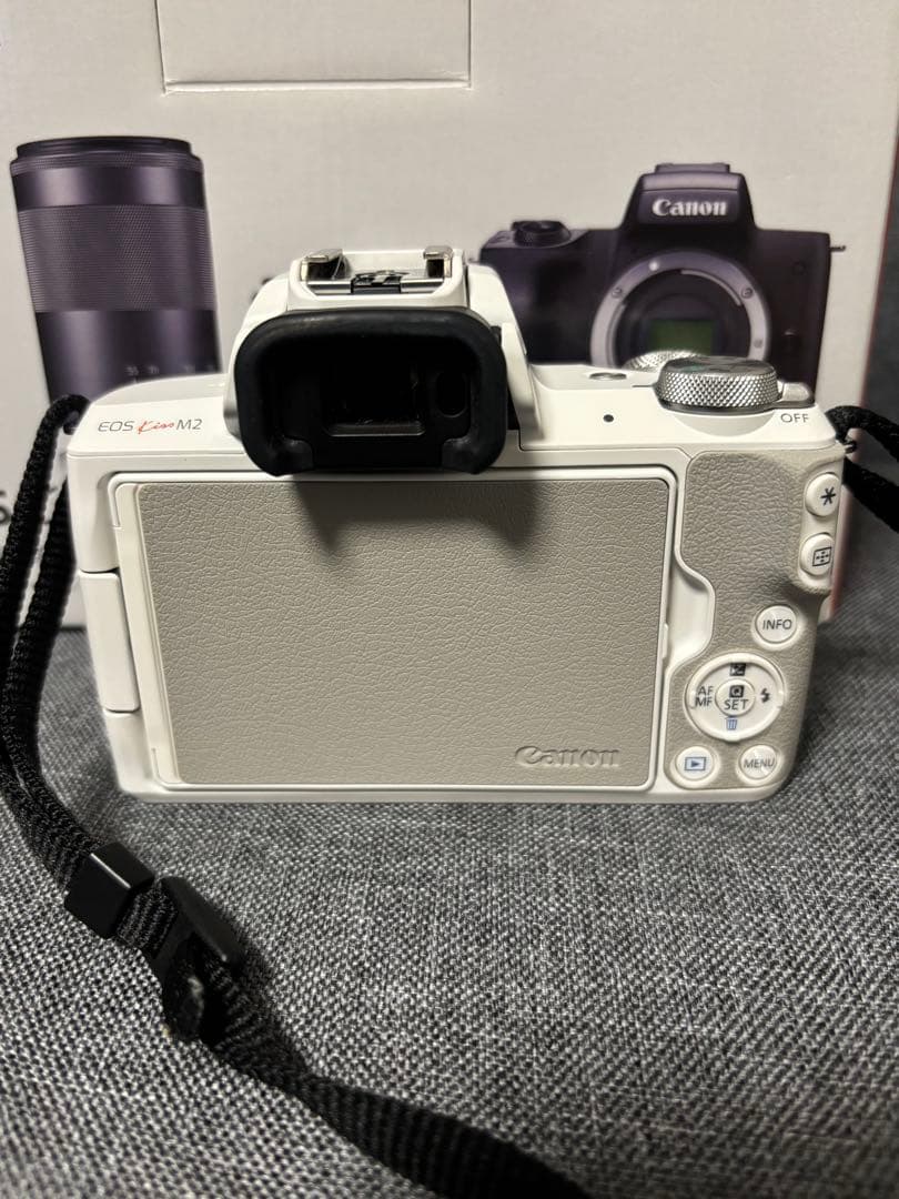 本日限定お値下！Canon eos kissM2ミラーレス一眼保護カバー付