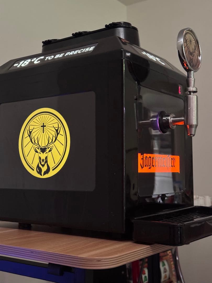 【超希少】イエガーマイスター タップマシーン 3連 サーバー 試験管セット