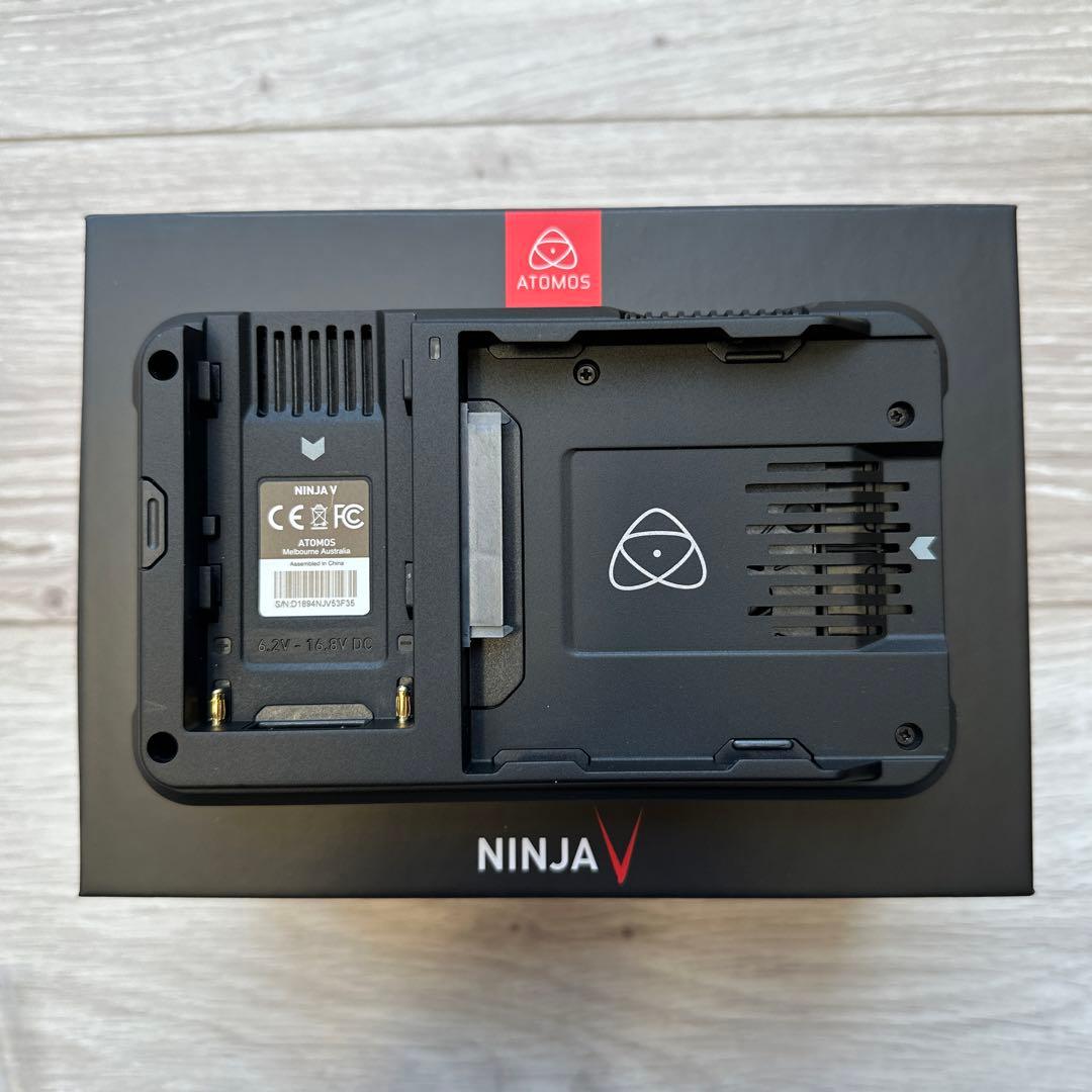 ATOMOS (アトモス) NINJA V（付属品付き）
