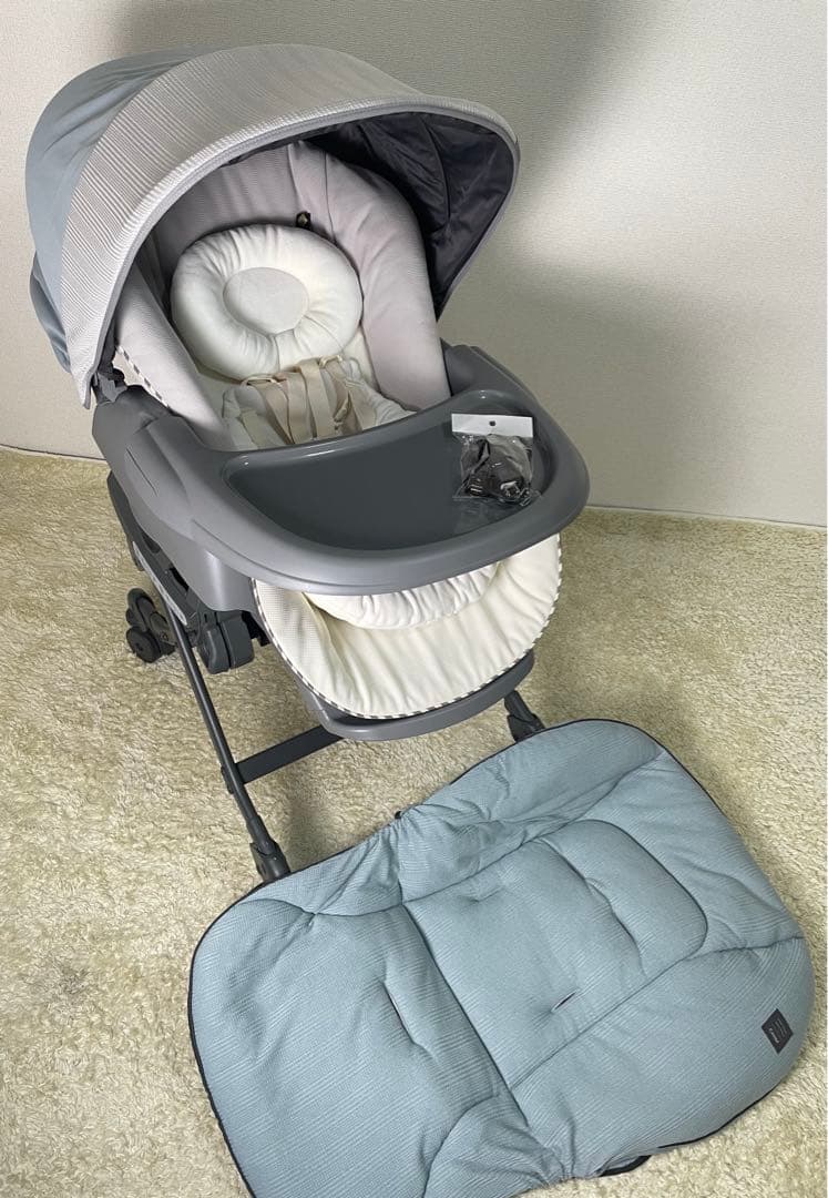 Combiネムリラ オートスウィング電動ハイローチェアハイローベッド