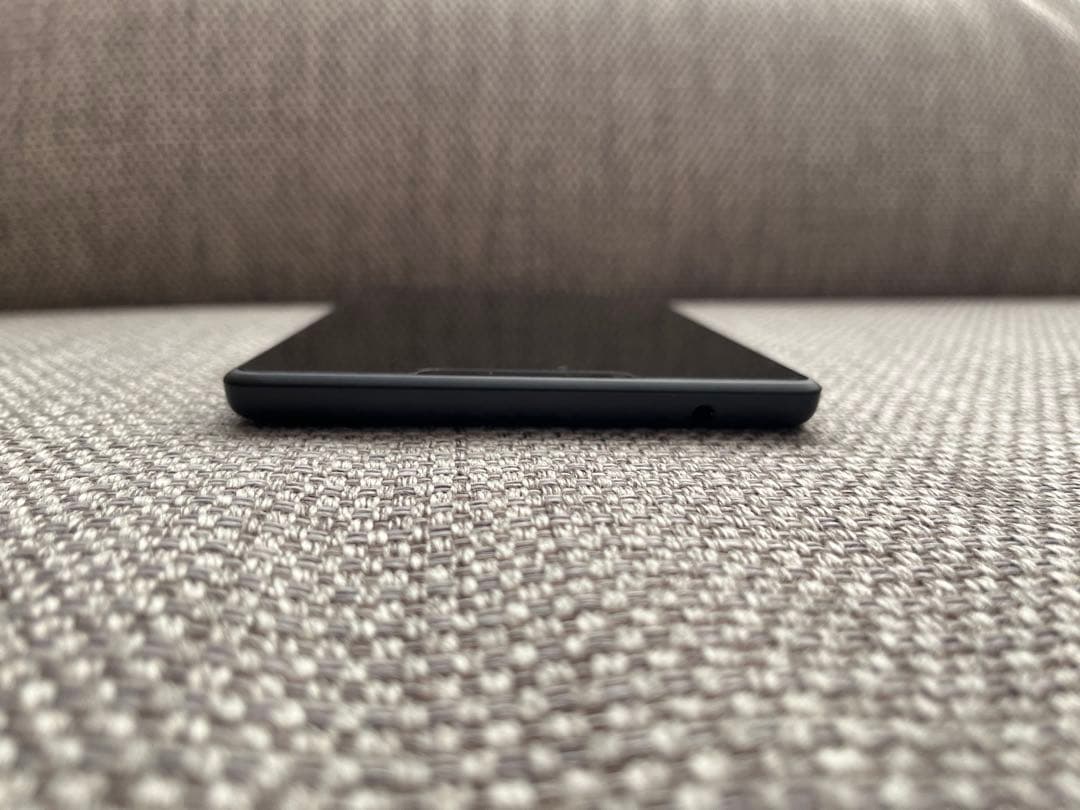 【美品】NEC LAVIE T7 T0755CAS IRON GREY