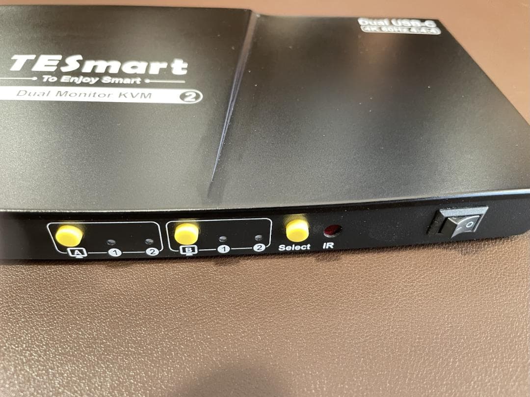 TESmart KVM ノートPC2台 デュアルモニター 4K60Hz