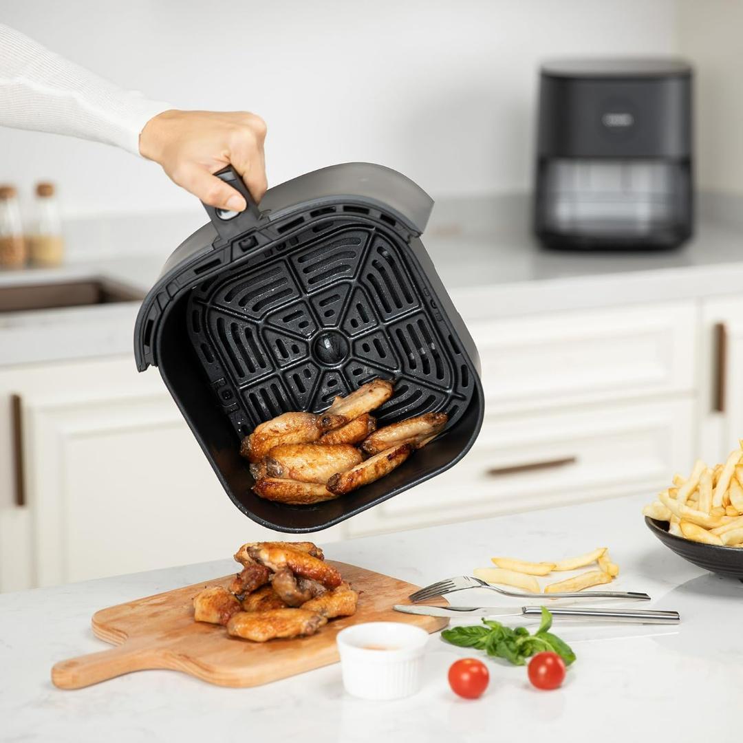 COSORI ノンフライヤー 4.7L 大容量 家庭用 エアフライヤー 【新品】