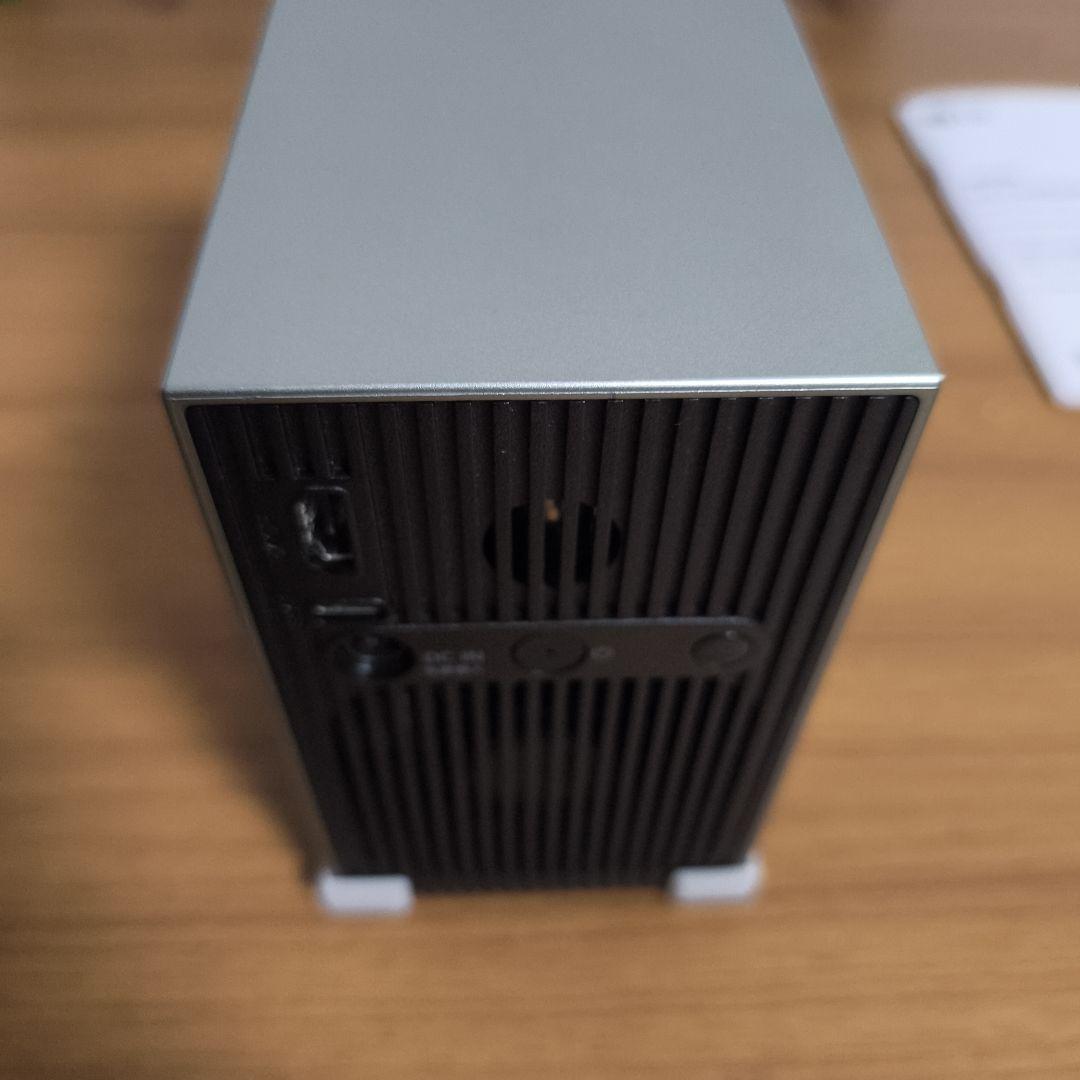 LG HU710PB 4K UHD プロジェクター本体