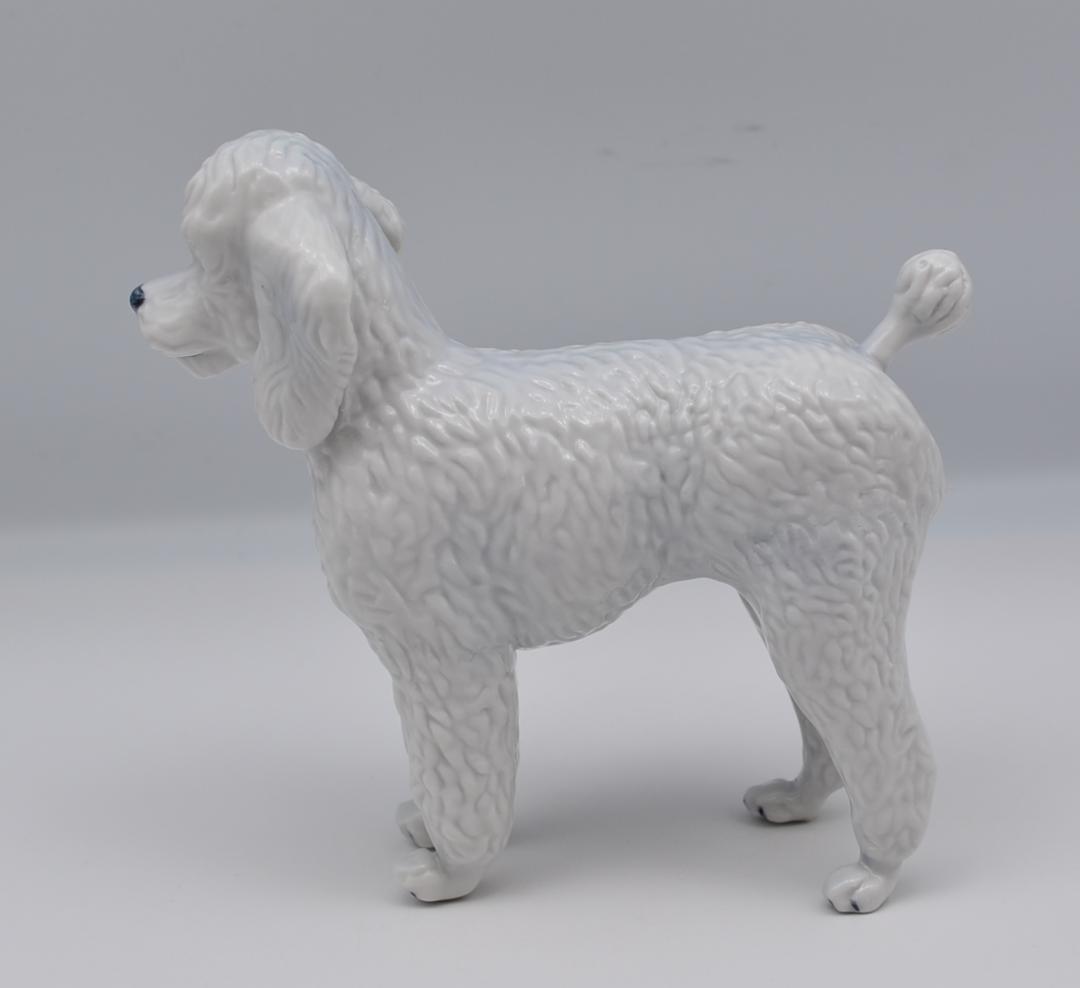 白いプードル　＃334　★ロイヤルコペンハーゲン　デンマーク　2006年　絶版