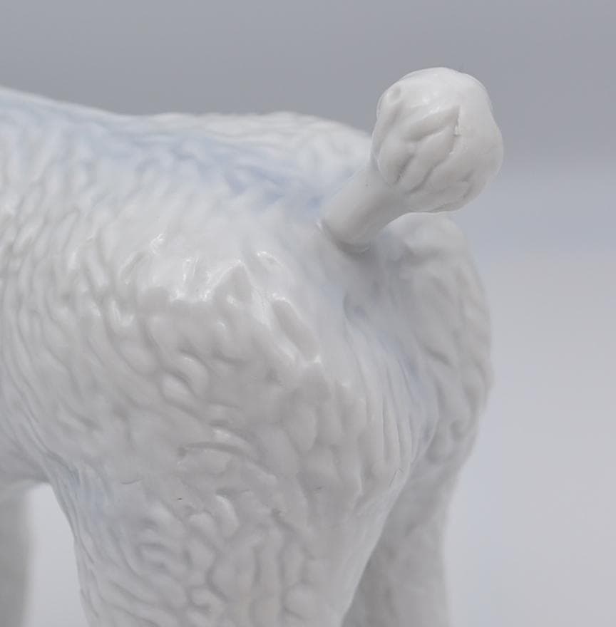 白いプードル　＃334　★ロイヤルコペンハーゲン　デンマーク　2006年　絶版