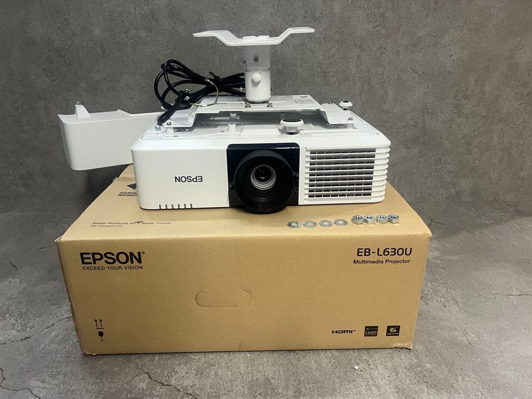 マッピング EPSON EB-L630U プロジェクター 天吊セット 1年使用