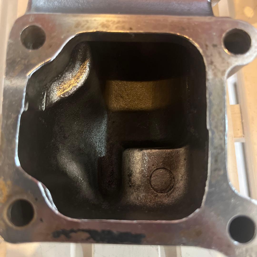 ショベルヘッド　ロッカーカバー　メッキ