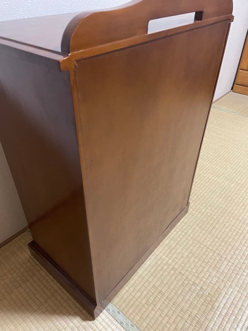 欧米風家具　木製ブラウンチェスト キャビネット　9引き出し スライド棚付き