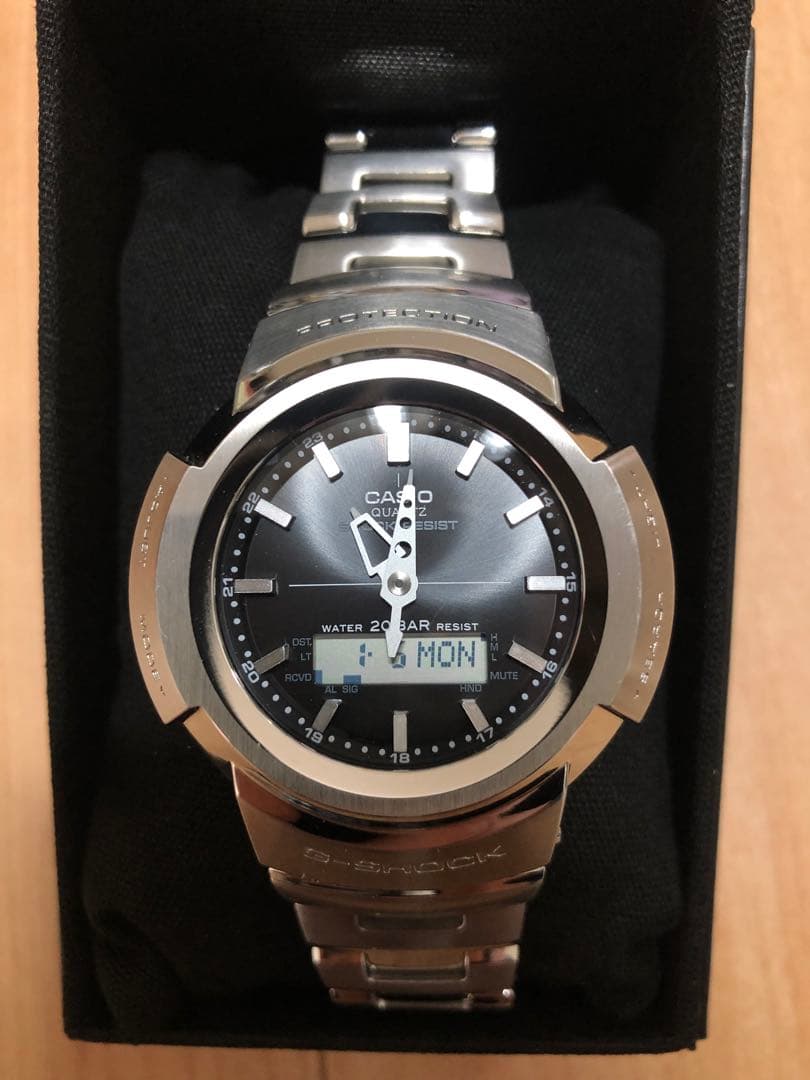 G-SHOCK AWM-500D-1AJF電波ソーラー