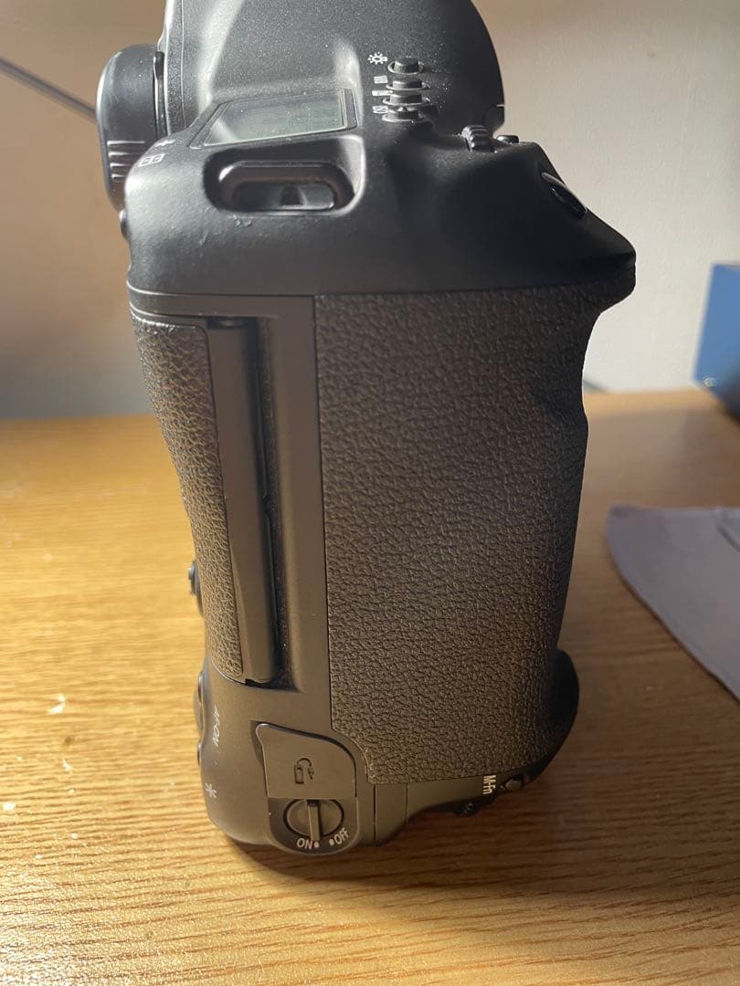 Canon EOS 1DX mark2 デジ一眼レフ Cfast 128GB付