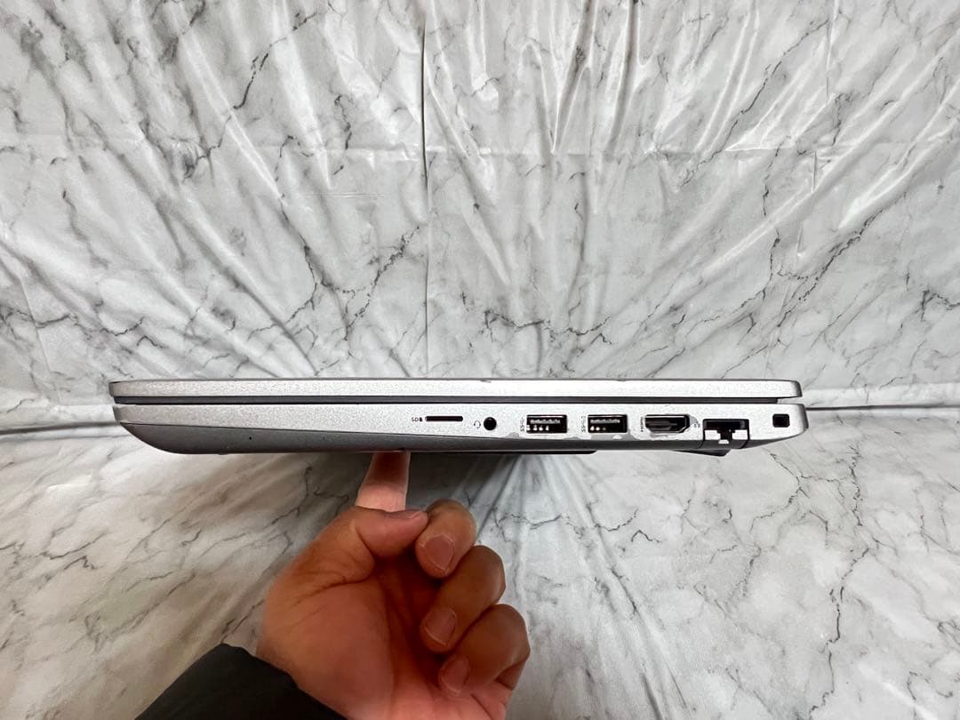 Windowsノート本体 DELL Precision 3561 XEON W-11855M T1200