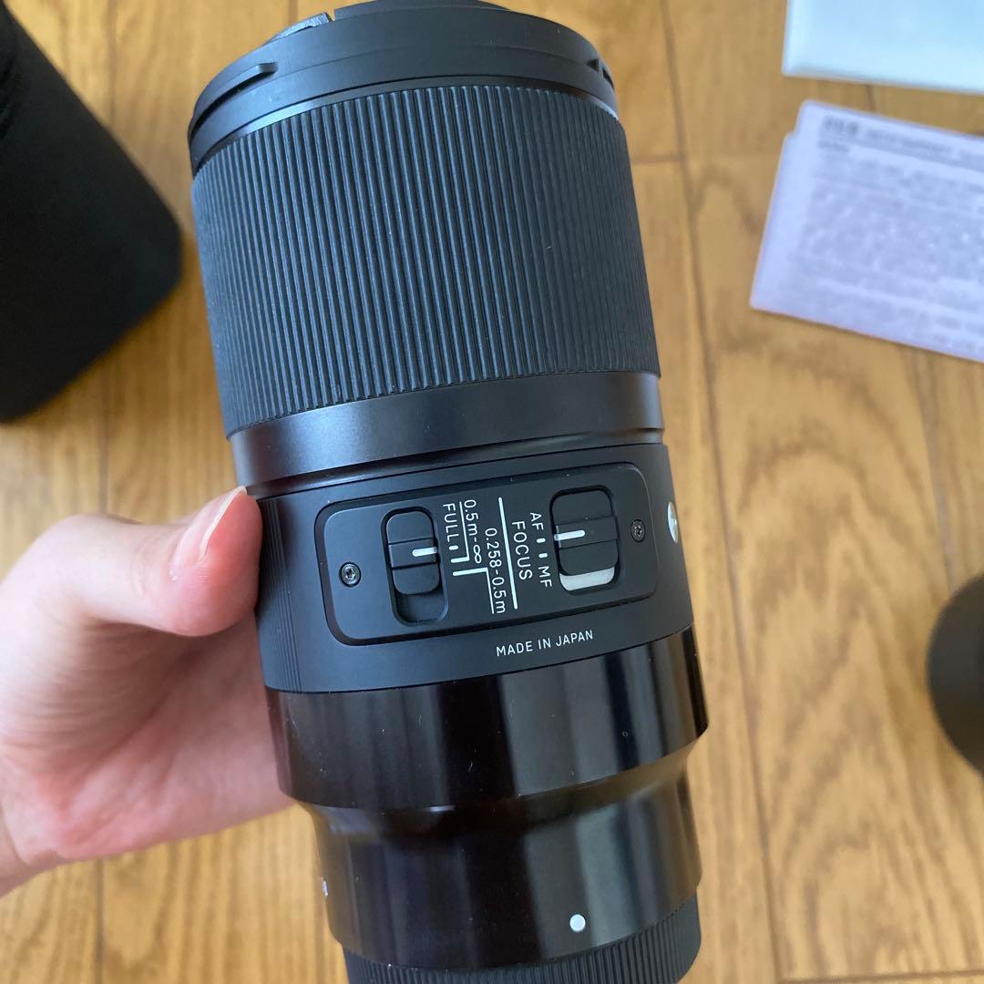 SIGMA 70㎜　F2.8 DG MACRO 49ミリ径　ソニーEマウント用