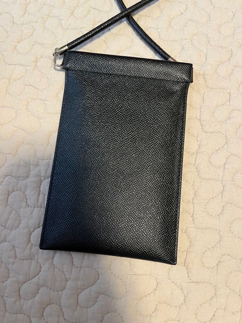 マルジェラ　スマホショルダーバッグ ブラック