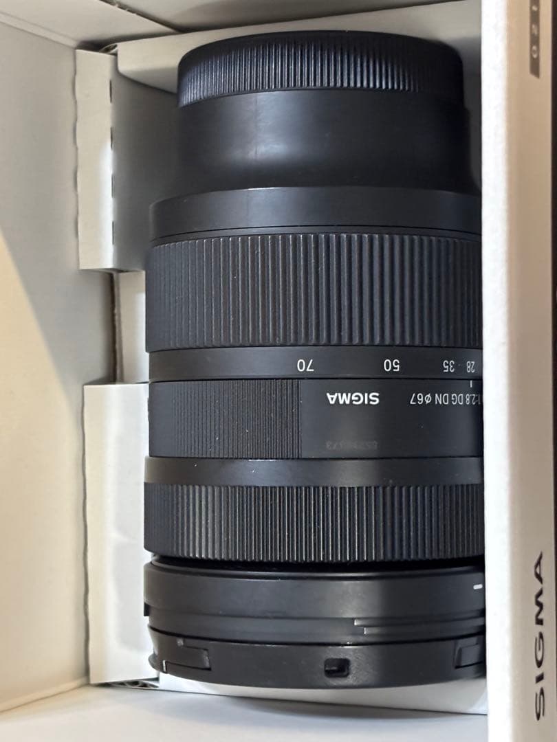 SIGMA 28-70mm F2.8 DG DN レンズ