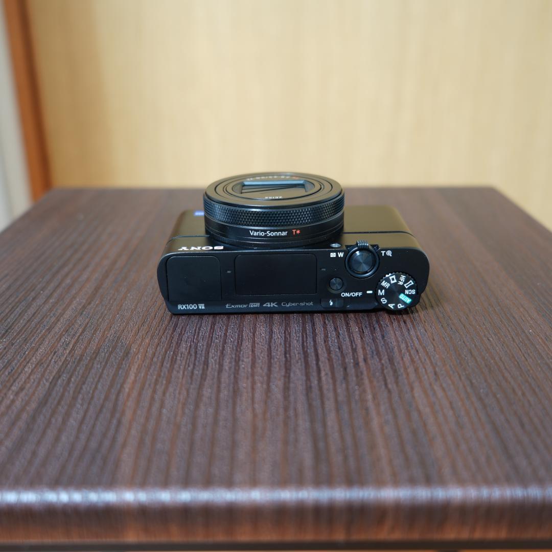 SONY サイバーショット DSC-RX100M7