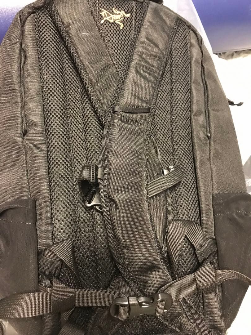 ラスト！！アークテリクスリュックマンティス16