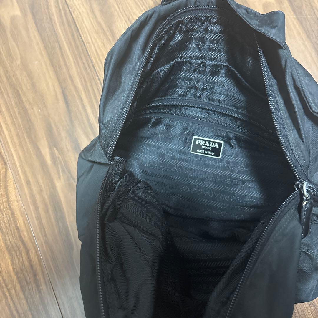 V*e様 PRADA ブラック ハンドバッグ