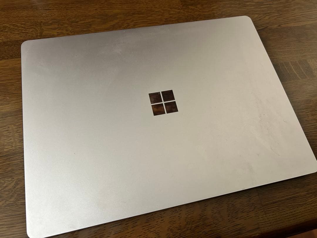 Microsoft Surface Laptop Go 12.4型