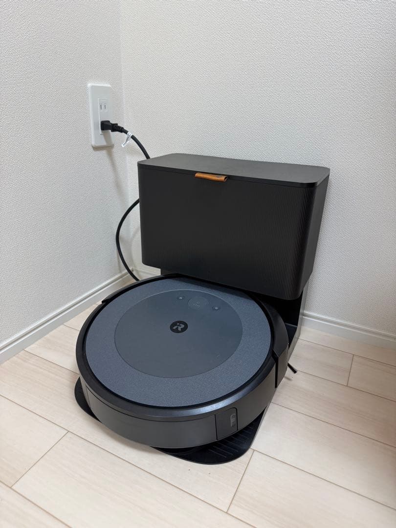 【美品】 ルンバ iRobot i5+ ロボット掃除機
