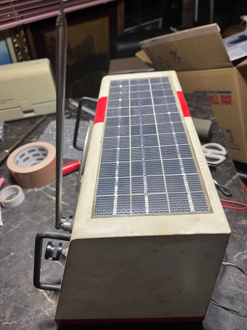 FROM JAPAN公式アカウント01 様HOXANソーラーラジオ、ソーラー