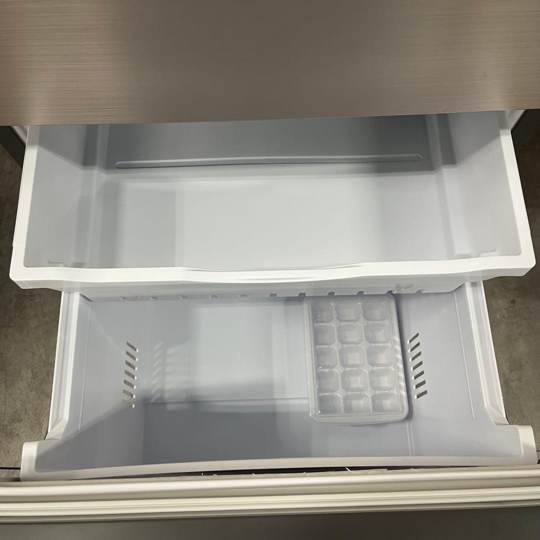 一都三県限定　配送設置無料　3ドア冷蔵庫　HITACHI 265L 2021年