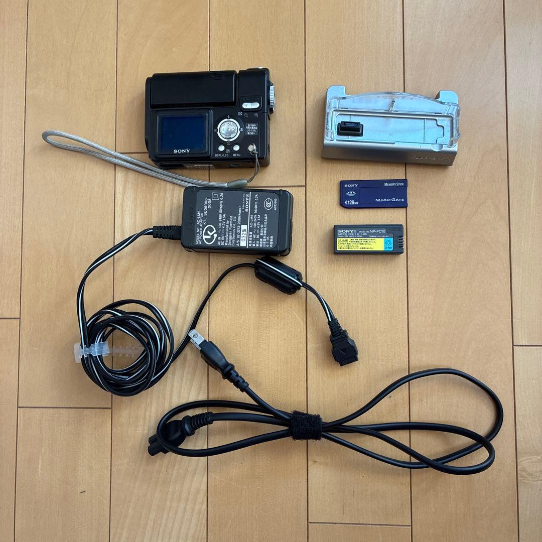 SONY ソニー デジタルカメラ DSC-F 77 黒