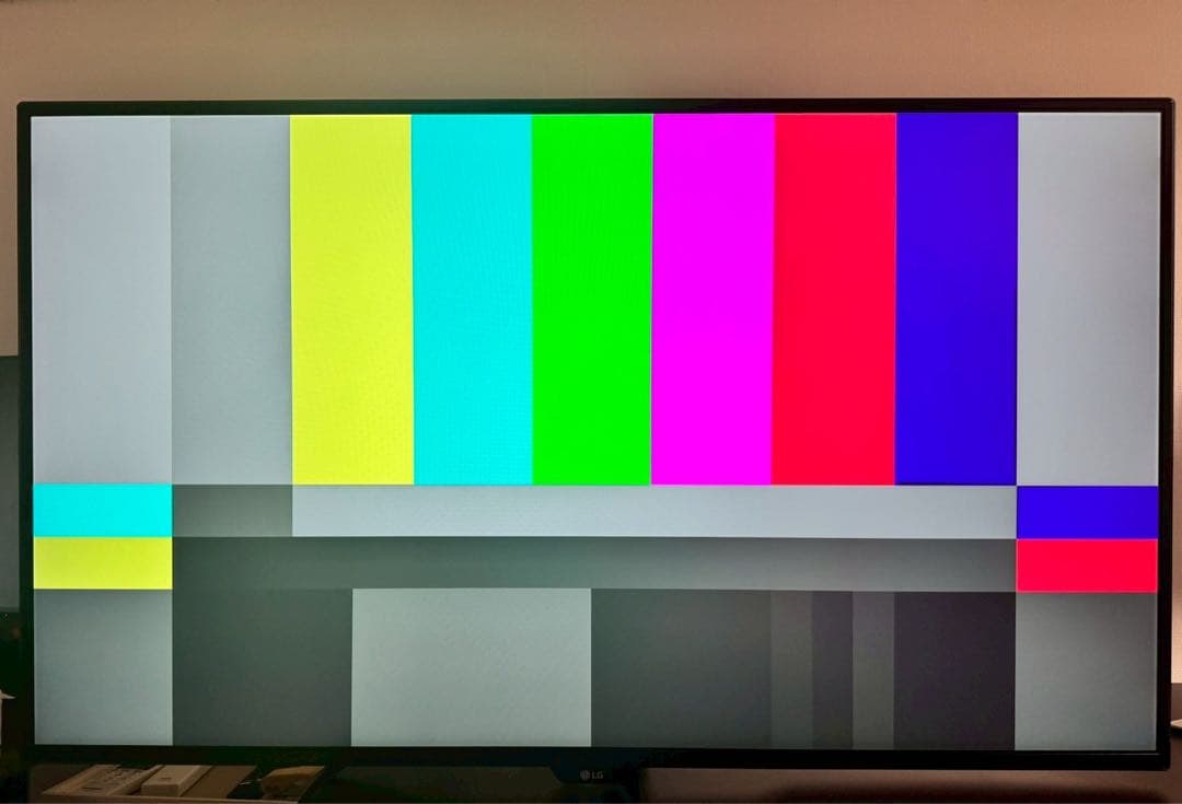 モニター4K対応42.5インチIPS LG 43UN700T-B