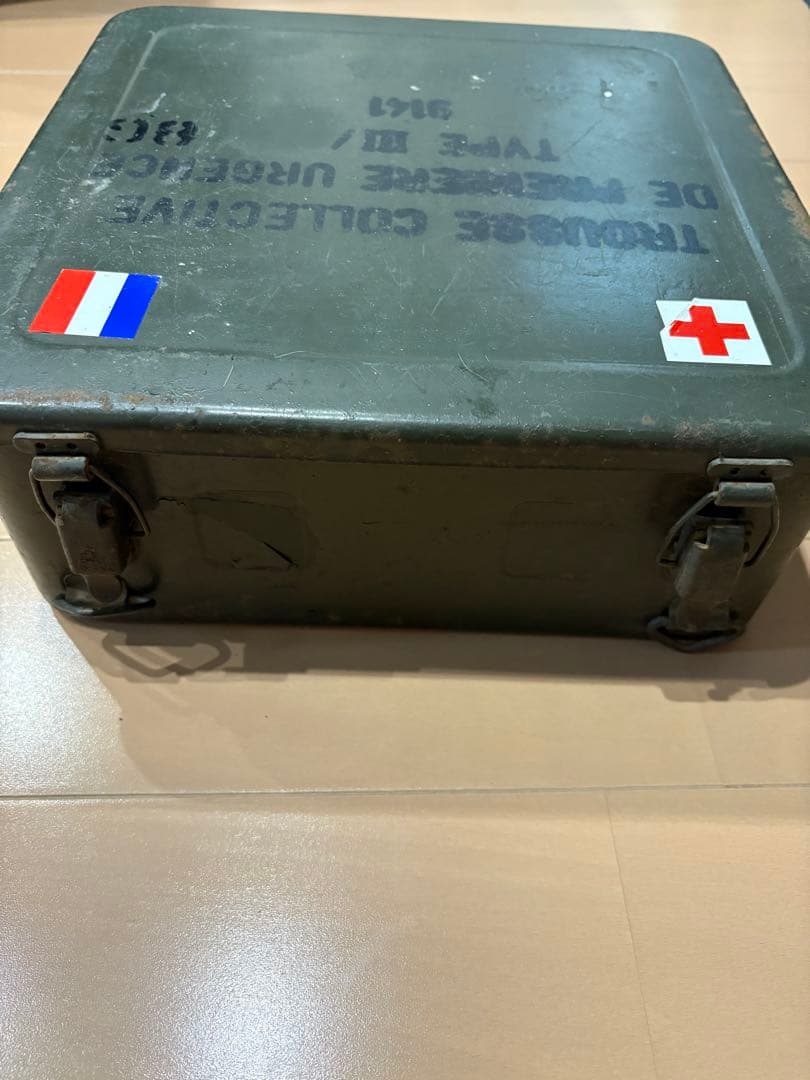 フランス軍メディカルボックス