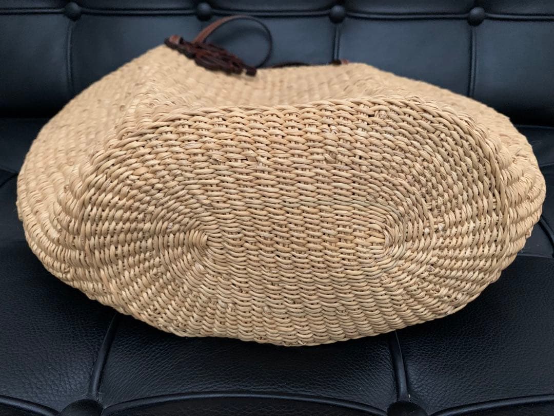 【専用】LOEWE シェルバスケット【未使用】