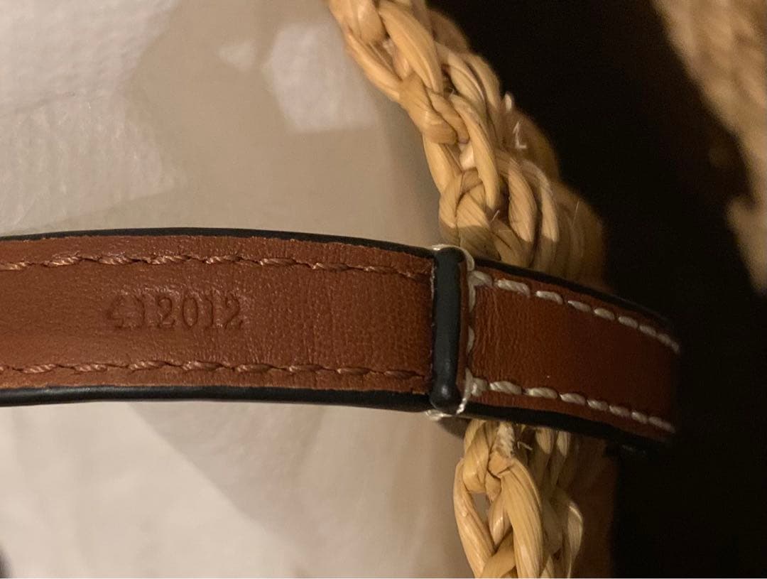 【専用】LOEWE シェルバスケット【未使用】