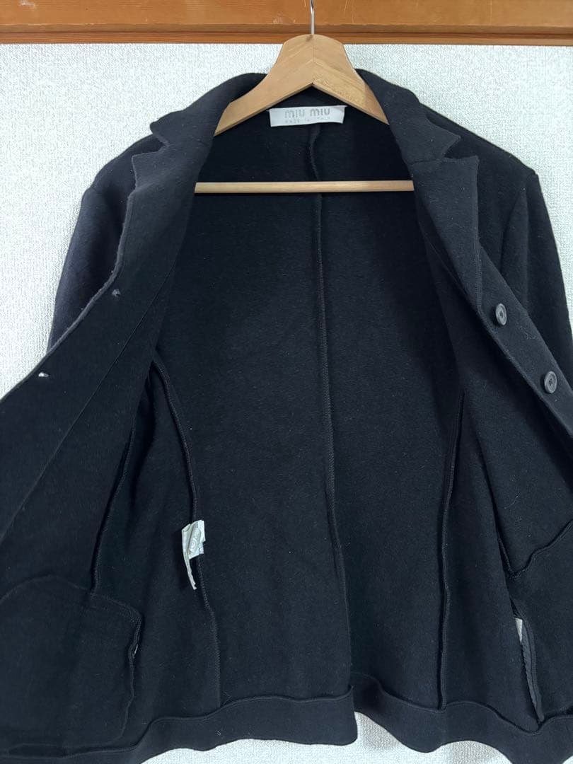 ミュウミュウmiumiu黒テーラードジャケット